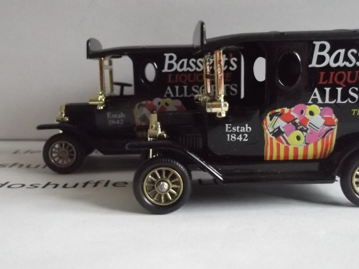 LP06056, Model T Ford Van, Bassett’s Liquorice Allsorts Lledo Models